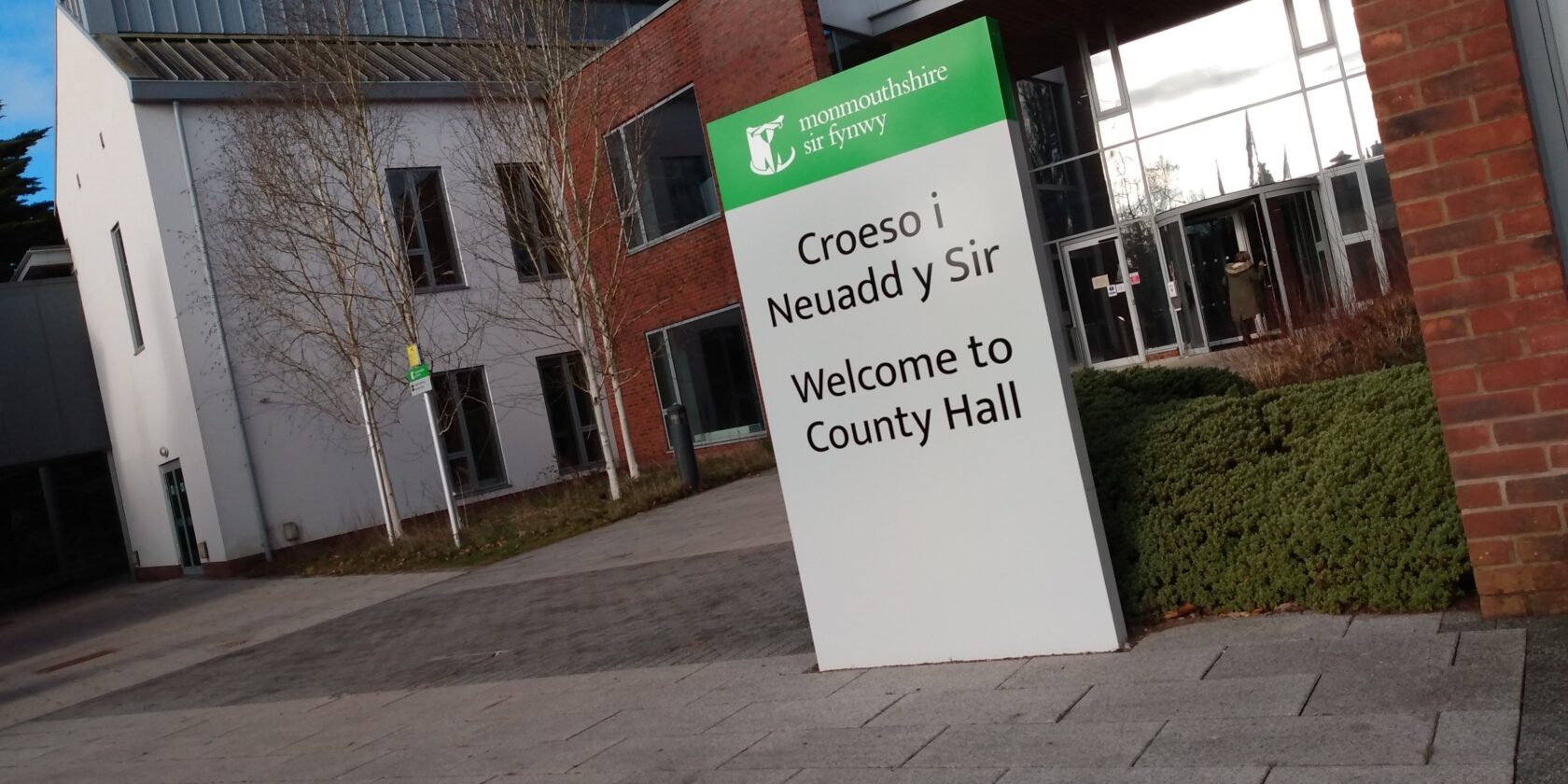news.wales / newyddion.cymru