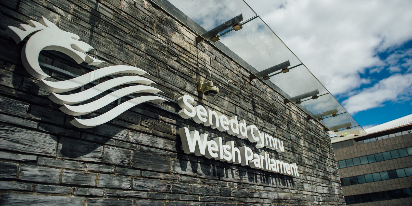 news.wales / newyddion.cymru